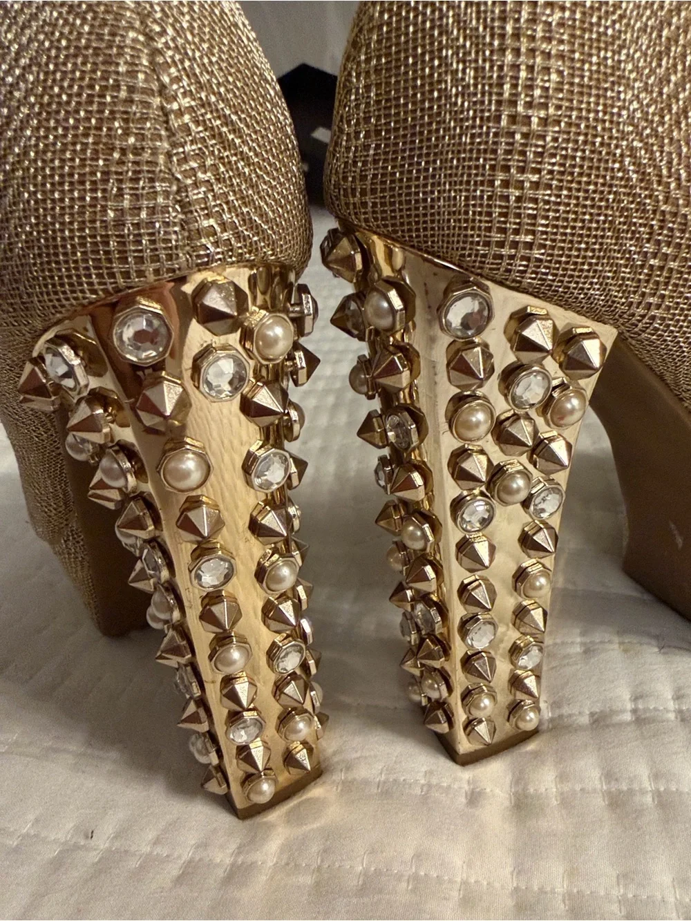 ZIGI girl Gold Crystal-Studded Platform Peep-Toe Pumps